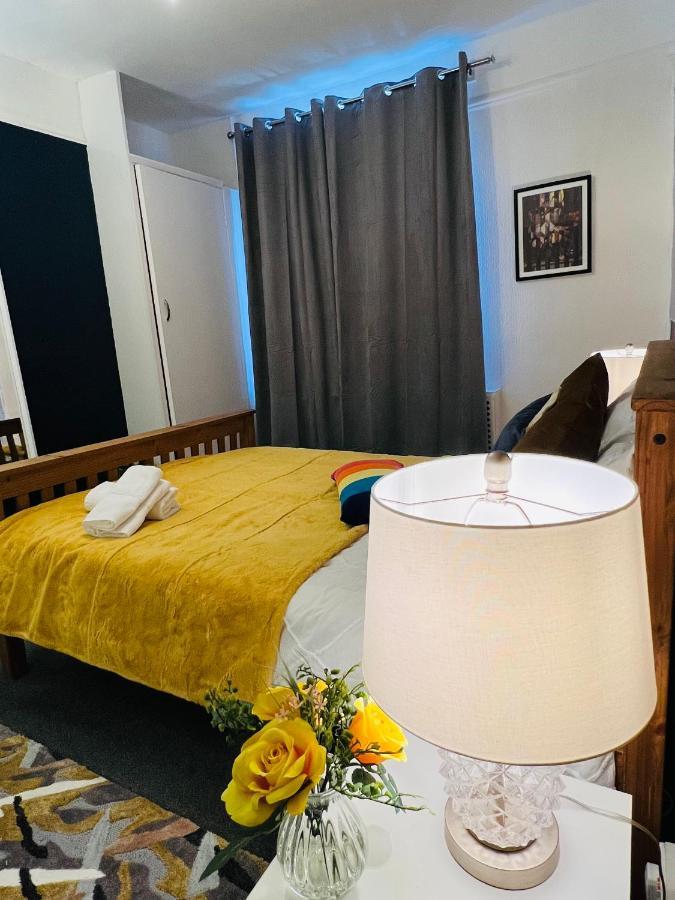 2-Bedroom Plus Living Room Flats Near Edgware Road London Exterior foto